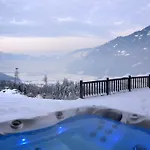 シャレー & Wachterhof *