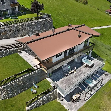 Chalet & Wachterhof *